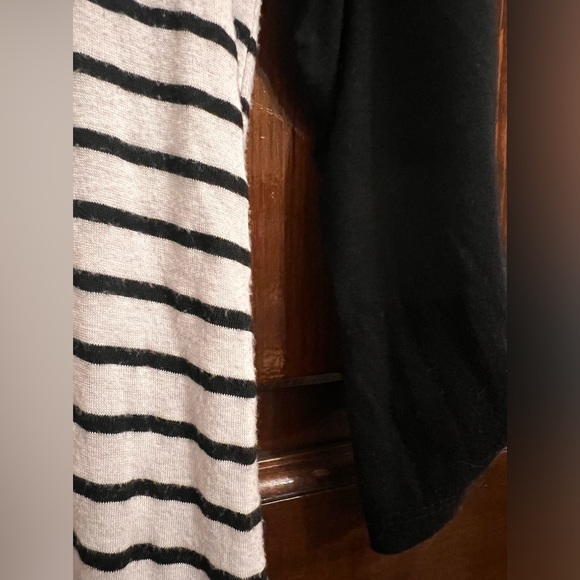 Guess Women’s Long Sleeve Shirt Size Small - Picture 5 of 8